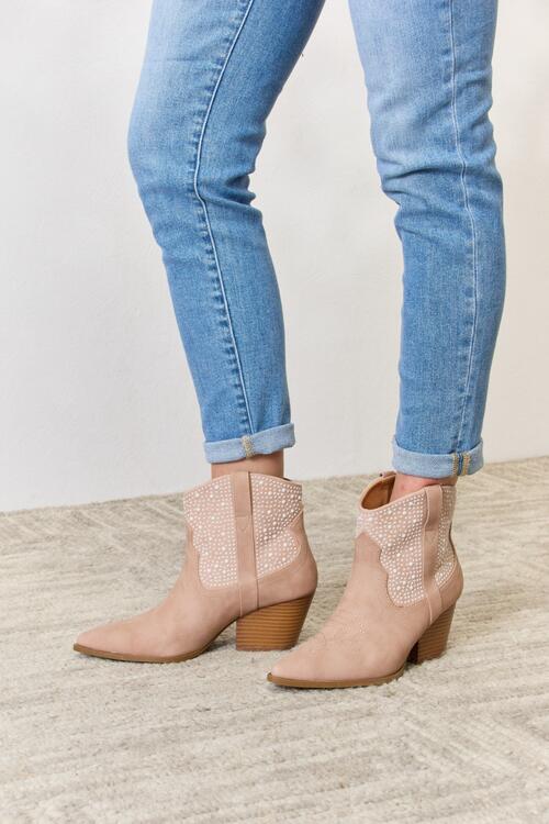 Neutral Bling Cowgirl Booties